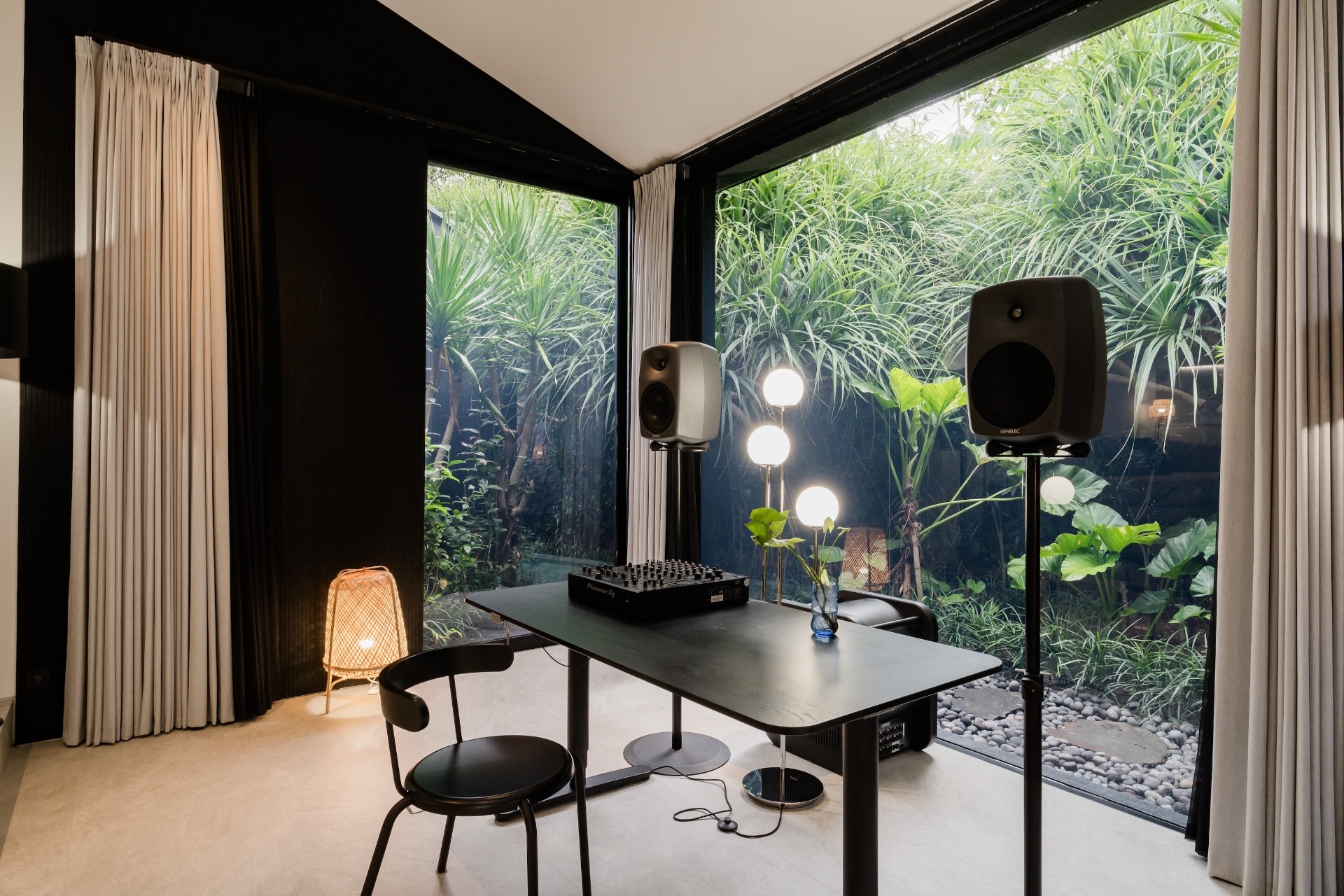 Black Origami villa