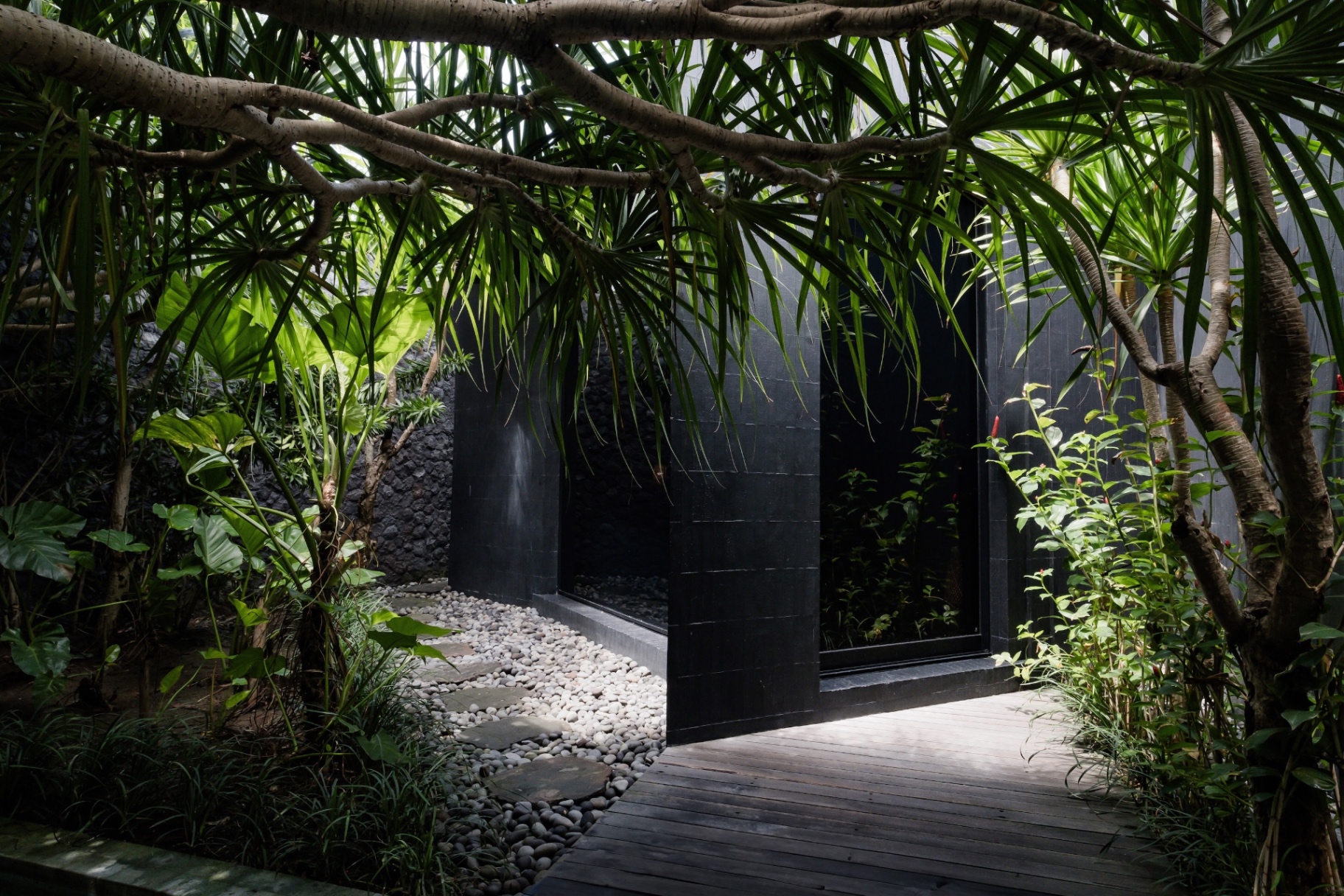 Black Origami villa